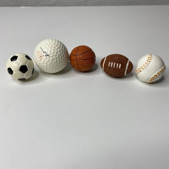 Drawer pulls set of 5 sports balls - Picture 1 of 5